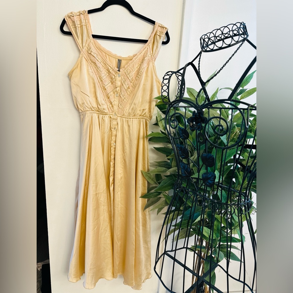 Anthropologie Elegant Cream Sleeveless Dress